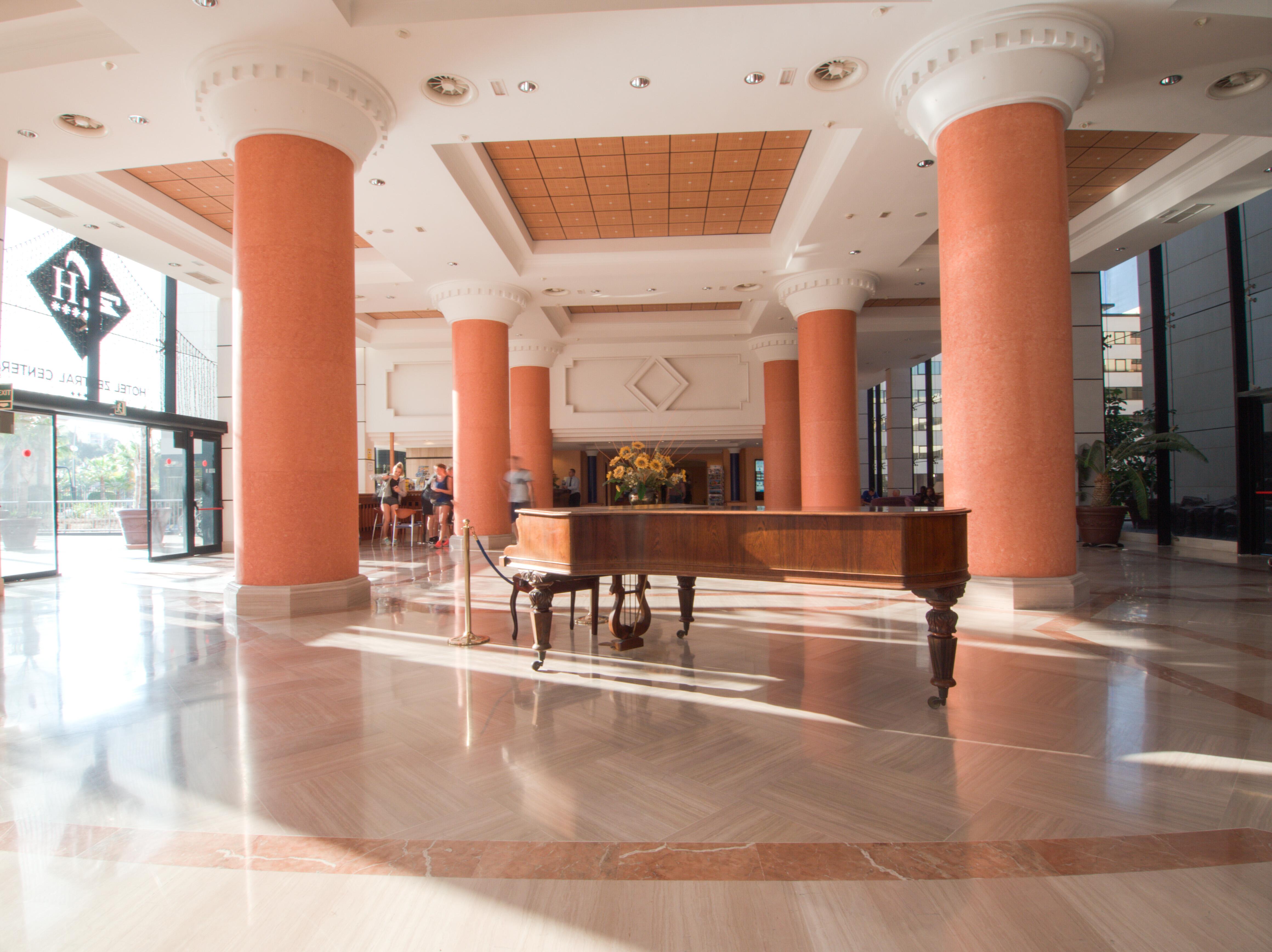 Hotel Zentral Center - Adults Only Playa de las Americas  Bagian luar foto