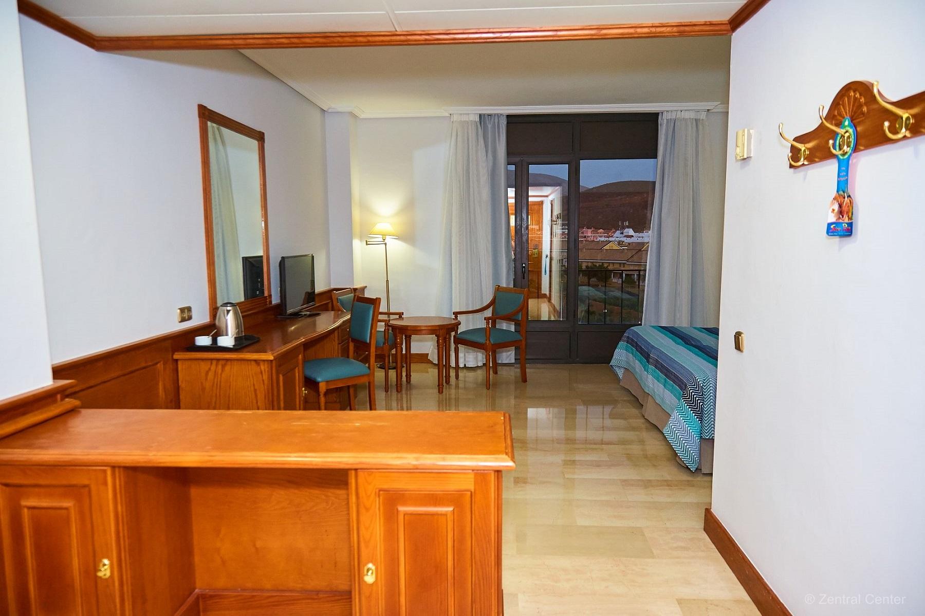 Hotel Zentral Center - Adults Only Playa de las Americas  Bagian luar foto